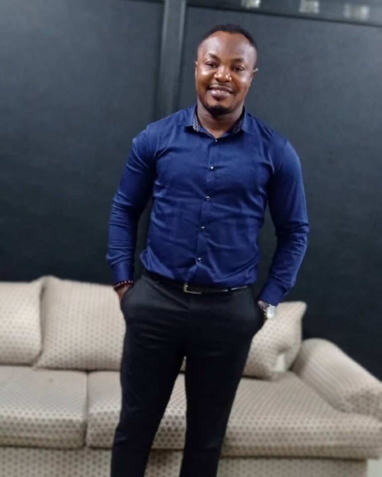 Family hood organization chirman